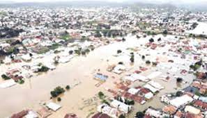 NEMA and the military commence a SAR operation to rescue trapped flood victims in Anambra